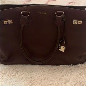 Authentic Henri Bendel pocketbook